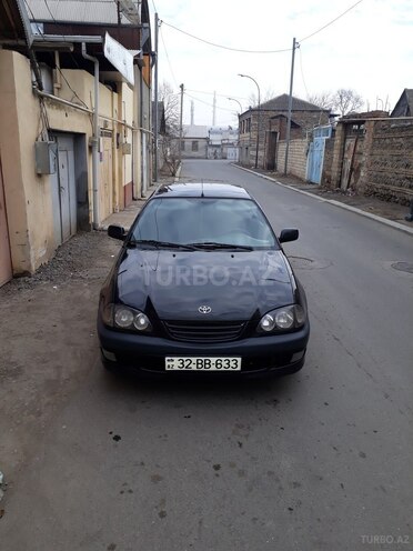 Toyota Avensis 1999, 120,000 km - 1.6 л - Gəncə