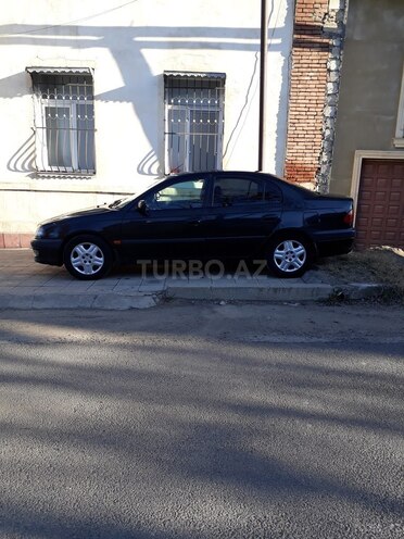 Toyota Avensis 1999, 120,000 km - 1.6 л - Gəncə
