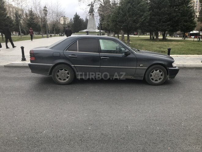 Mercedes C 180 1998, 332,322 km - 1.8 l - Bakı