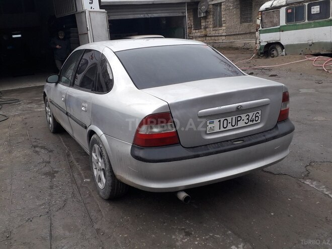 Opel Vectra 1996, 256,000 km - 2.0 l - Xırdalan