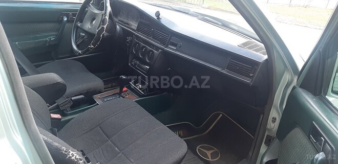 Mercedes 190 1991, 254,635 km - 2.3 l - Sumqayıt
