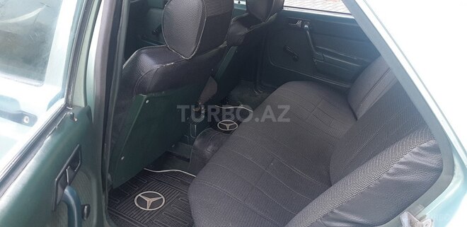 Mercedes 190 1991, 254,635 km - 2.3 l - Sumqayıt