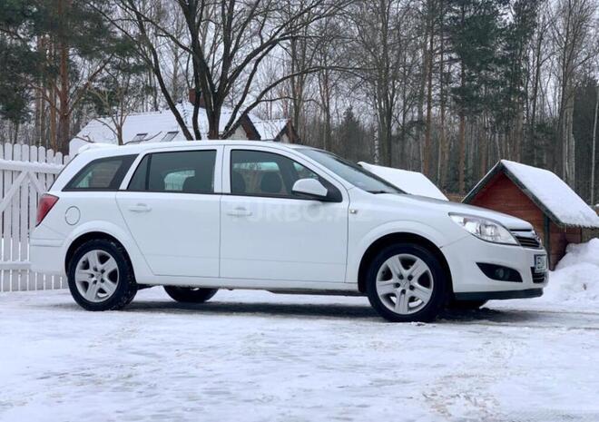 Opel Astra 2009, 135,000 km - 1.4 l - Bakı