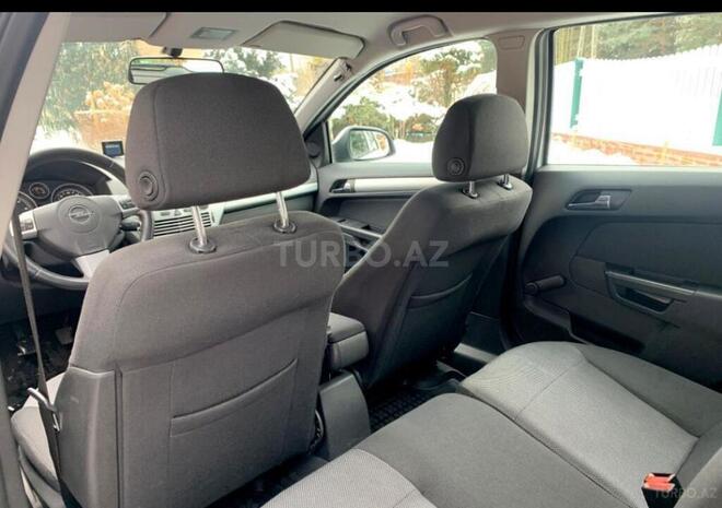 Opel Astra 2009, 135,000 km - 1.4 l - Bakı