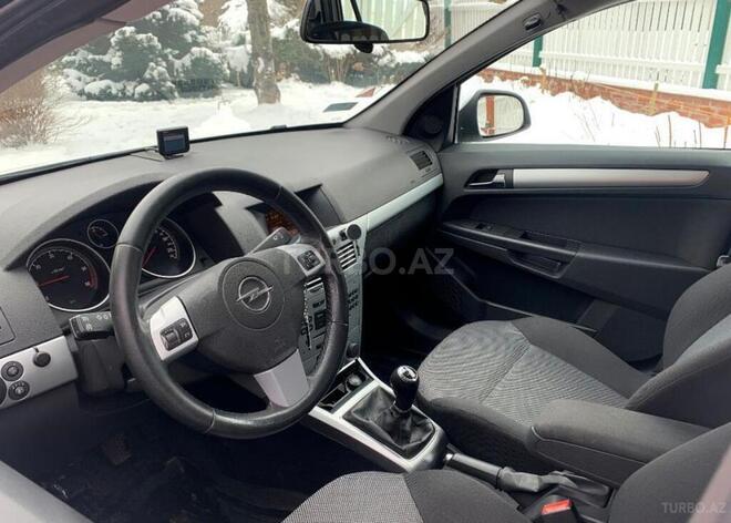Opel Astra 2009, 135,000 km - 1.4 l - Bakı