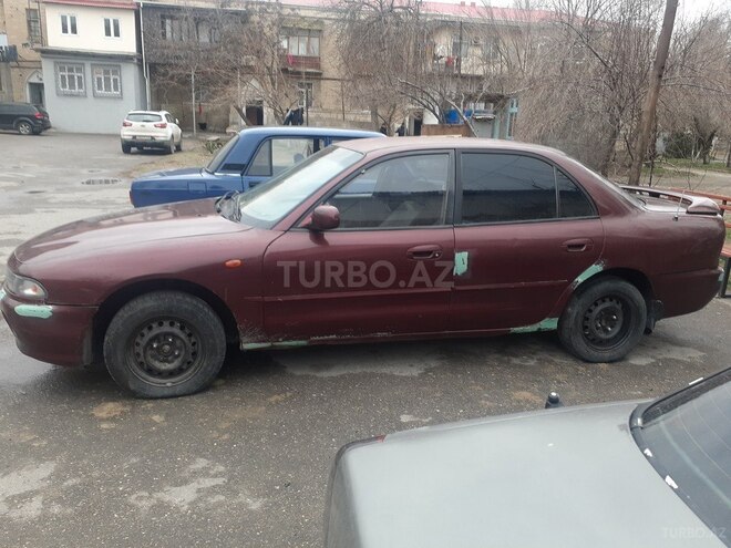 Mitsubishi Galant 1993, 255,000 km - 2.0 l - Sumqayıt