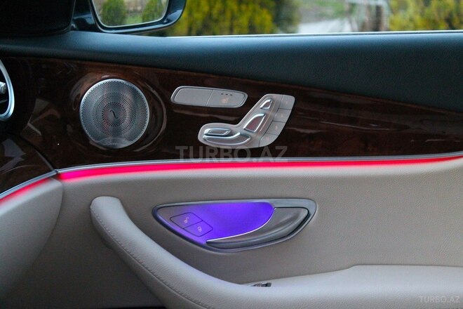Mercedes E 300 2017, 29,000 km - 2.0 l - Bakı