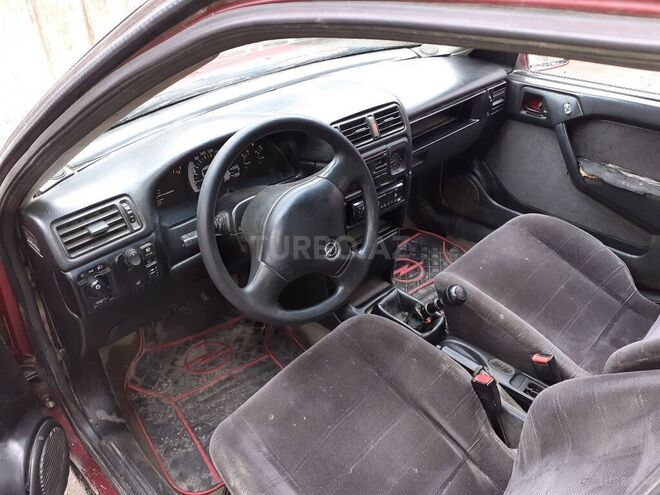 Opel Vectra 1992, 387,000 km - 2.0 l - Sumqayıt