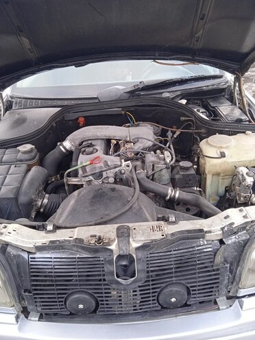 Mercedes C 220 1994, 328,000 km - 2.2 l - Bakı