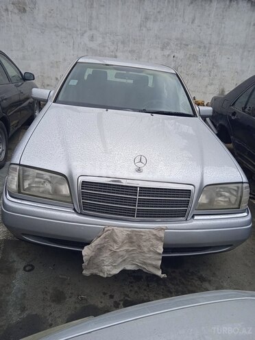 Mercedes C 220 1994, 328,000 km - 2.2 l - Bakı