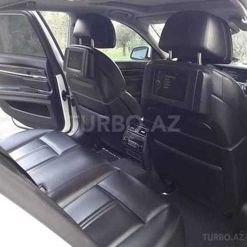 BMW 750 2010, 130,000 km - 4.4 л - Bakı