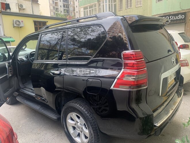 Toyota Prado 2011, 190,000 km - 2.7 l - Bakı