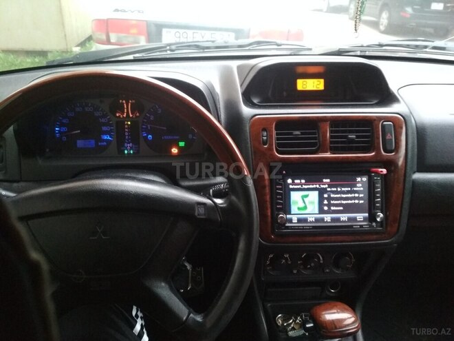 Mitsubishi Pajero io 2000, 297,000 km - 1.8 л - Bakı