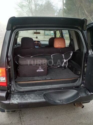 Mitsubishi Pajero io 2000, 297,000 km - 1.8 л - Bakı