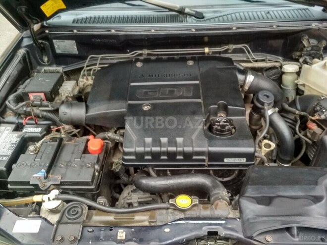 Mitsubishi Pajero io 2000, 297,000 km - 1.8 л - Bakı