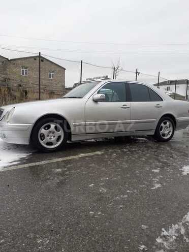 Mercedes E 240 2000, 307,000 km - 2.4 l - Bakı