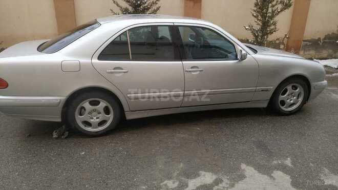 Mercedes E 240 2000, 307,000 km - 2.4 l - Bakı