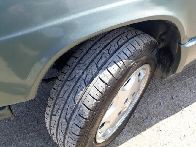 Mercedes E 180 1993, 231,300 km - 1.8 l - Bakı