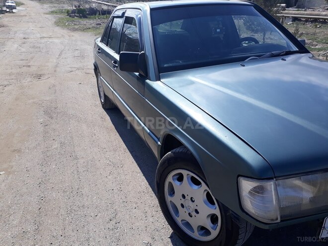 Mercedes E 180 1993, 231,300 km - 1.8 l - Bakı