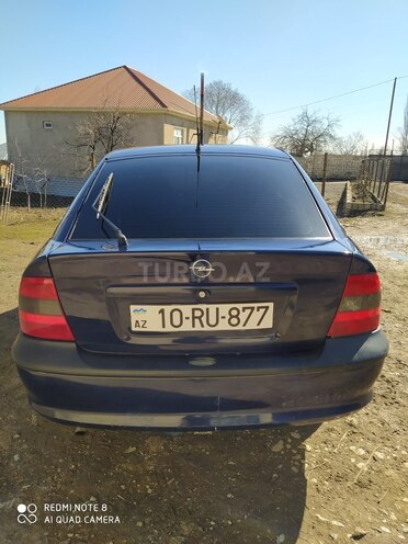 Opel Vectra 1996, 407,560 km - 2.0 l - Quba