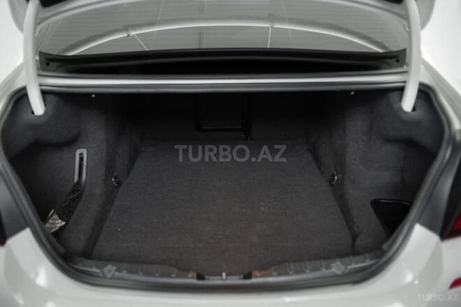 BMW 528 2013, 180,000 km - 2.0 л - Bakı