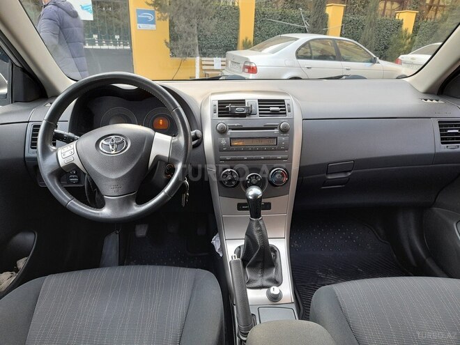 Toyota Corolla 2008, 193,000 km - 1.4 l - Bakı