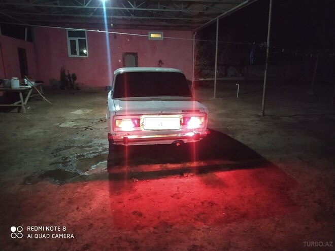 LADA (VAZ) 2106 1973, 255,000 km - 1.5 l - Salyan