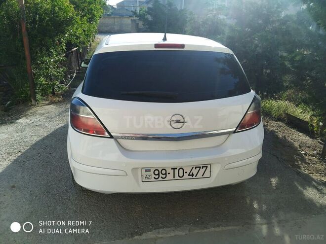 Opel Astra 2010, 170,000 km - 1.4 l - Bakı