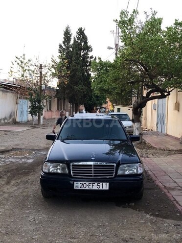 Mercedes C 180 1995, 380,000 km - 1.8 l - Gəncə