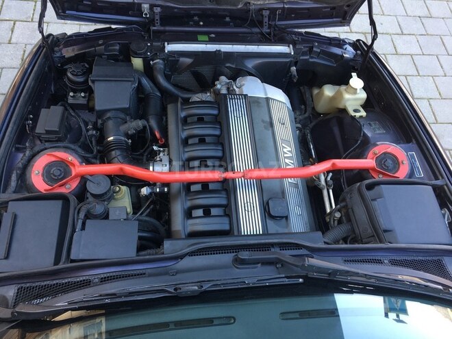 BMW 525 1995, 435,000 km - 2.5 l - Bakı