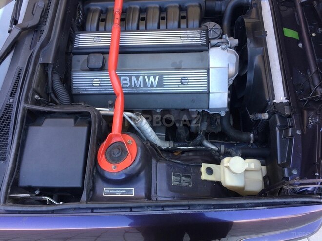 BMW 525 1995, 435,000 km - 2.5 l - Bakı