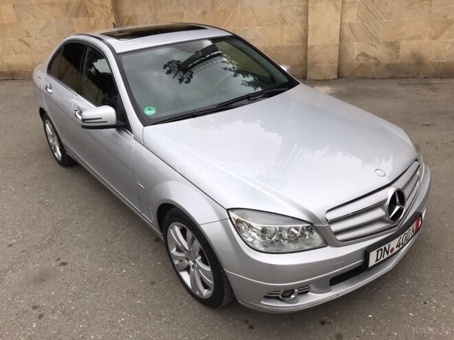 Mercedes C 200 2010, 122,000 km - 2.0 л - Bakı