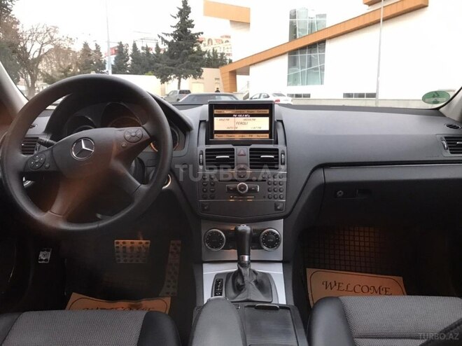 Mercedes C 200 2010, 122,000 km - 2.0 л - Bakı
