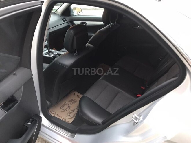 Mercedes C 200 2010, 122,000 km - 2.0 л - Bakı