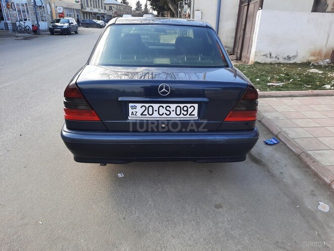 Mercedes C 180 1999, 274,000 km - 1.8 l - Tovuz