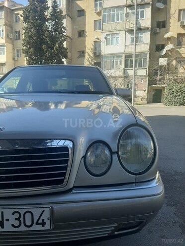 Mercedes E 220 1998, 388,728 km - 2.2 l - Bakı