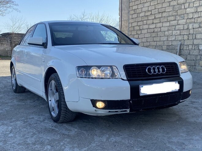 Audi A4 2004, 230,000 km - 1.8 l - Bakı