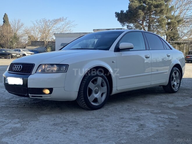 Audi A4 2004, 230,000 km - 1.8 l - Bakı
