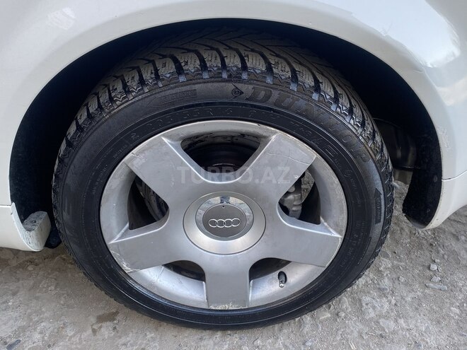 Audi A4 2004, 230,000 km - 1.8 l - Bakı