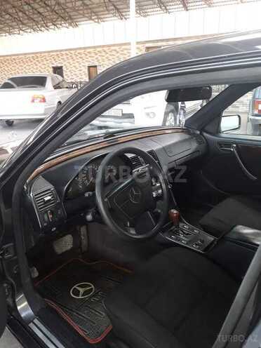 Mercedes C 240 1997, 350,000 km - 2.4 l - Gəncə