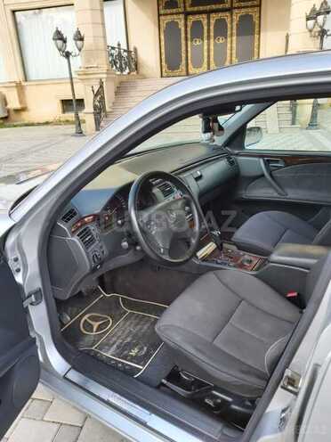 Mercedes E 240 2000, 215,000 km - 2.4 l - Sumqayıt
