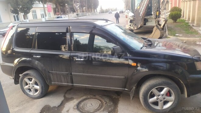 Nissan X-Trail 2001, 350,000 km - 0.2 l - Bərdə