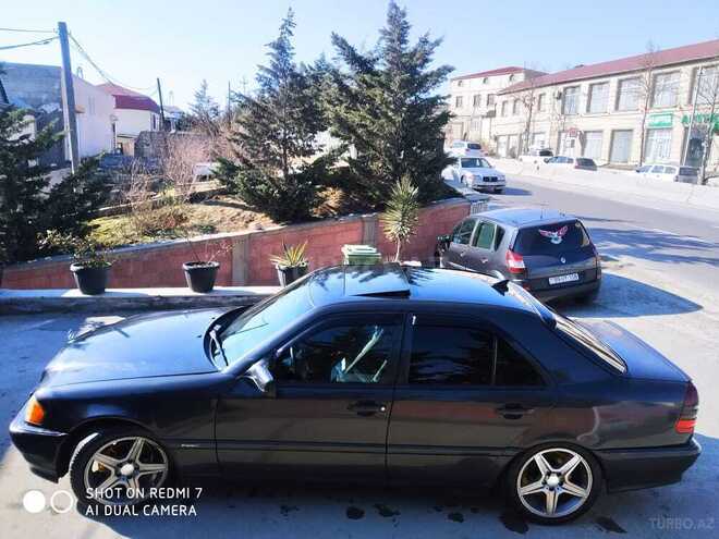 Mercedes C 180 1994, 260,000 km - 1.8 l - Bakı