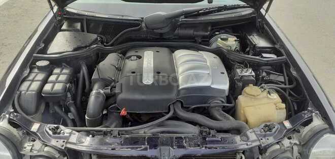 Mercedes E 220 2001, 554,000 km - 2.2 l - Bakı
