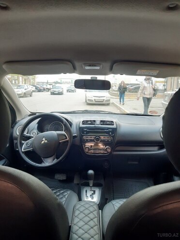 Mitsubishi Attrage 2015, 133,000 km - 1.2 l - Bakı