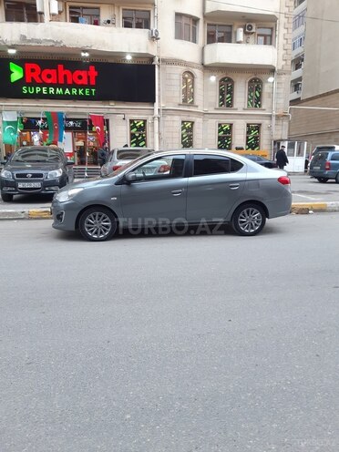 Mitsubishi Attrage 2015, 133,000 km - 1.2 l - Bakı