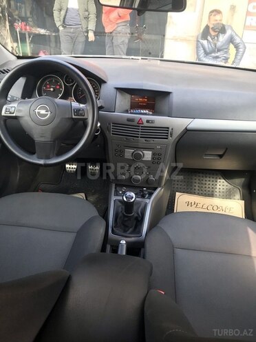 Opel Astra 2006, 232,000 km - 1.3 l - Bakı