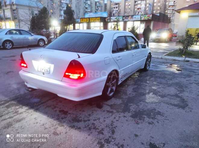 Mercedes C 200 1998, 300,000 km - 2.0 л - Beyləqan
