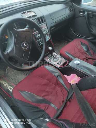 Mercedes C 200 1998, 300,000 km - 2.0 л - Beyləqan