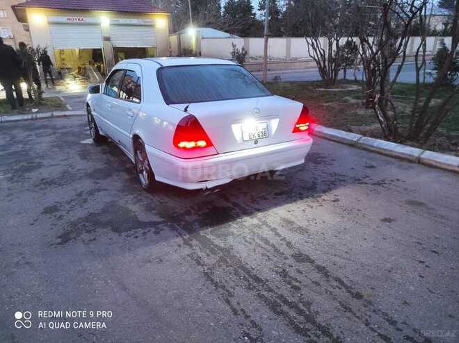 Mercedes C 200 1998, 300,000 km - 2.0 л - Beyləqan